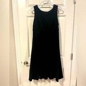 Jessica Howard gorgeous black dress size 12